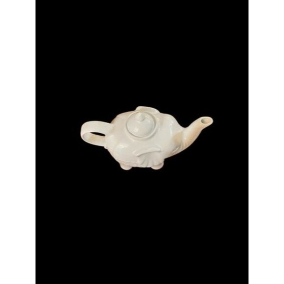 Bia Cordon Bleu Inc 28 Oz White Porcelain Elephant Tea Pot-Vintage - Picture 3 of 7
